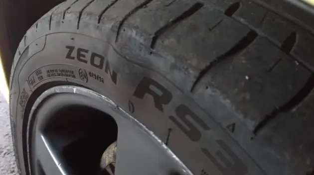 tire sidewall damage causes
